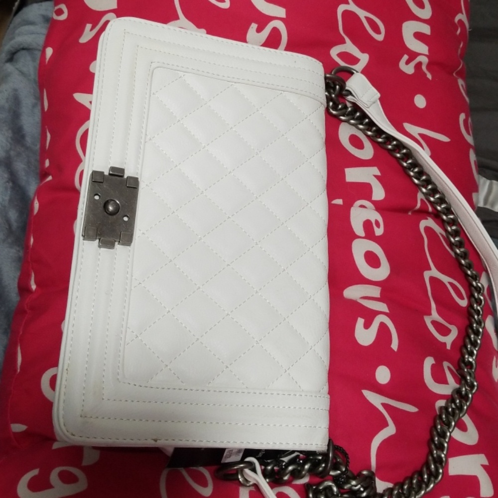 White unique shoulder bag